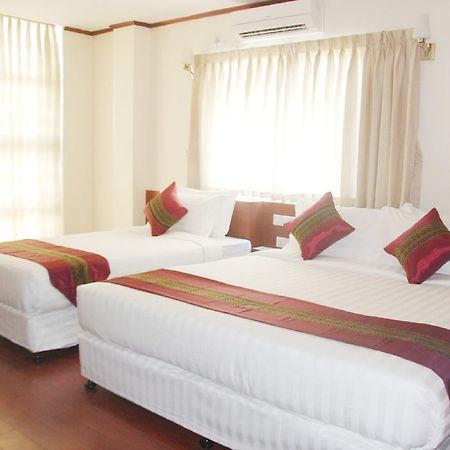 Hotel Memory Sittwe Exterior photo